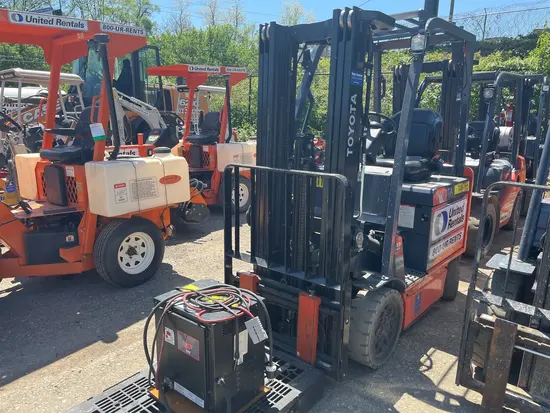 2022 Toyota 8FBCU25 Warehouse Forklift