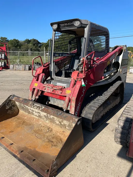 2018 Takeuchi TL12R2-R Track Loader
