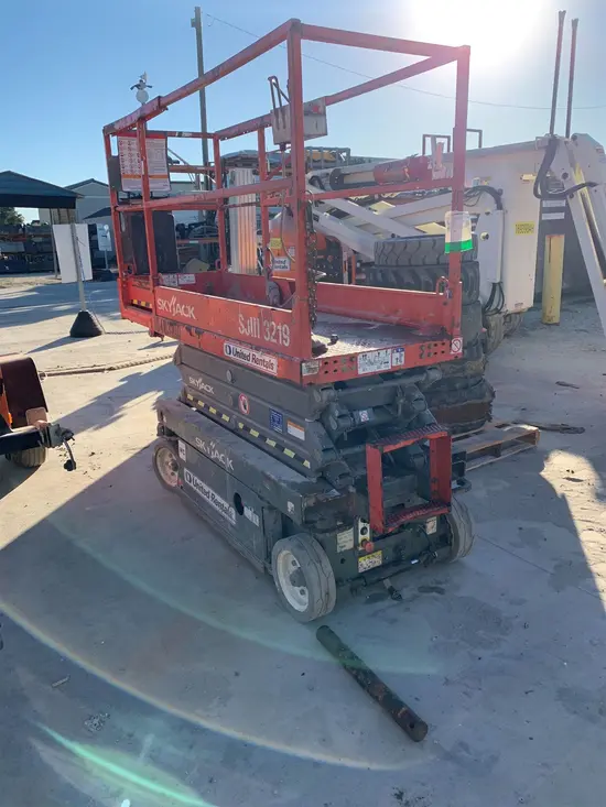 2016 Skyjack SJIII3219 Scissor Lift