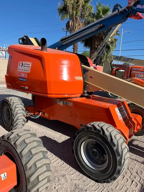 2016 JLG 400S Boom Lift