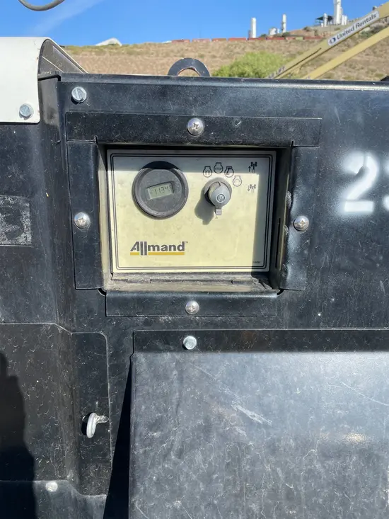 2019 Allmand NLV-ML3EC Portable Light Tower