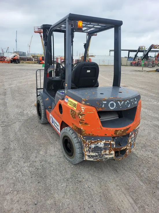 2021 Toyota 8FDU30 Warehouse Forklift