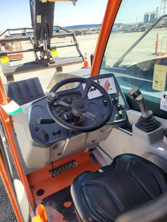 2017 JLG 943 S Forklift