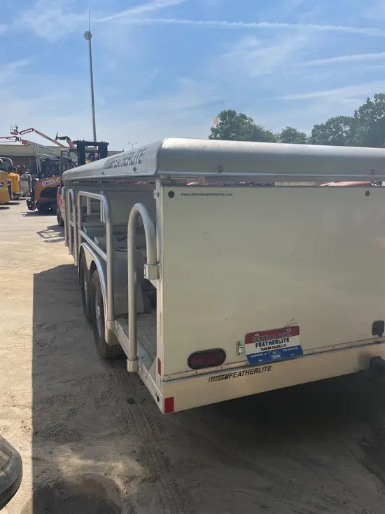2022 Featherlite 3115-0017 Trailer