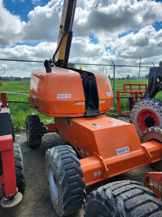 2017 JLG 400S Boom Lift