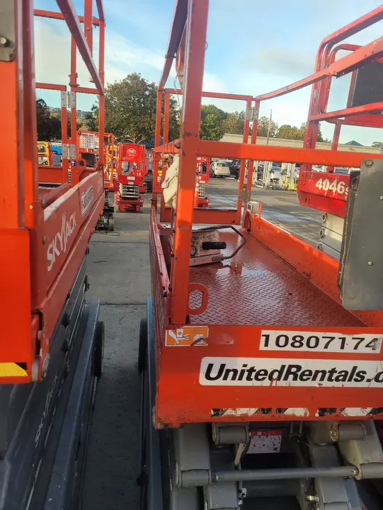 2018 Skyjack SJIII3226 Scissor Lift
