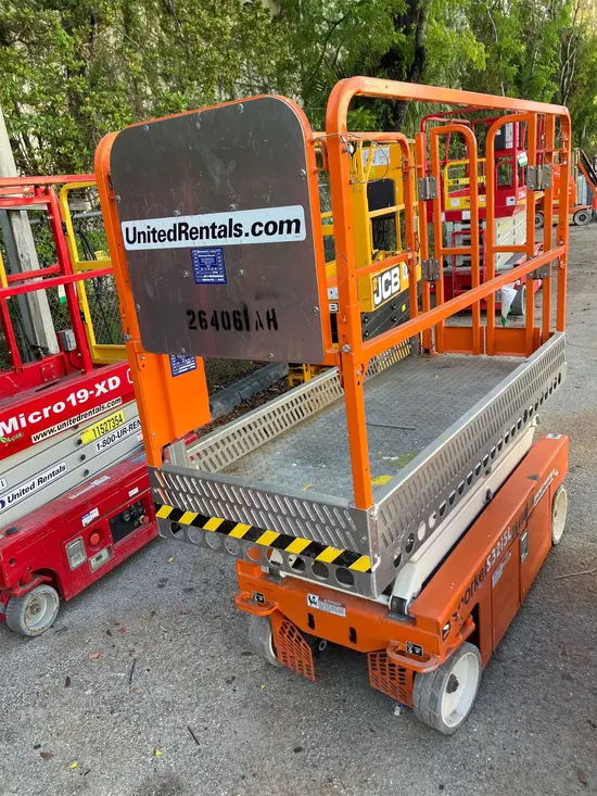 2019 Snorkel S3215L Scissor Lift