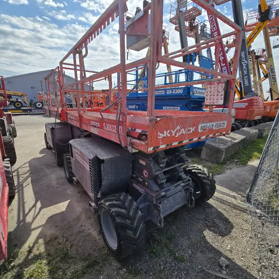 2017 Skyjack SJ6832RT Rough Terrain Scissor Lift
