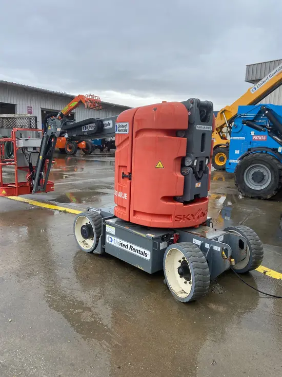 2017 Skyjack SJ30ARJE Articulating Boom Lift