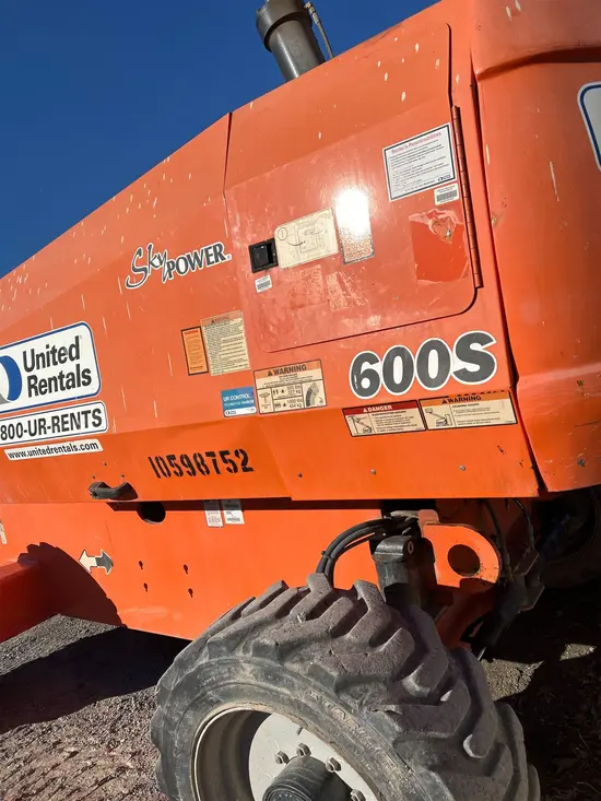 2017 JLG 600S Boom Lift
