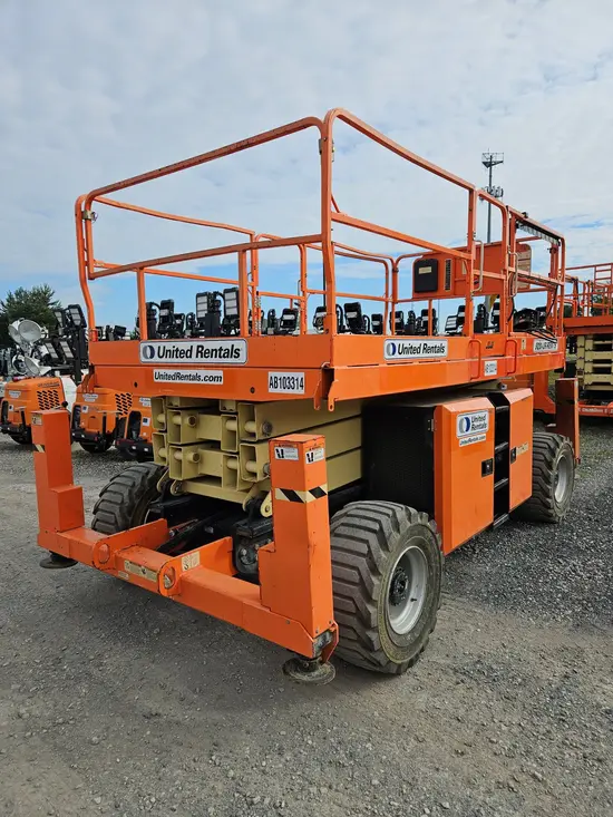 2018 JLG 330LRT Rough Terrain Scissor Lift