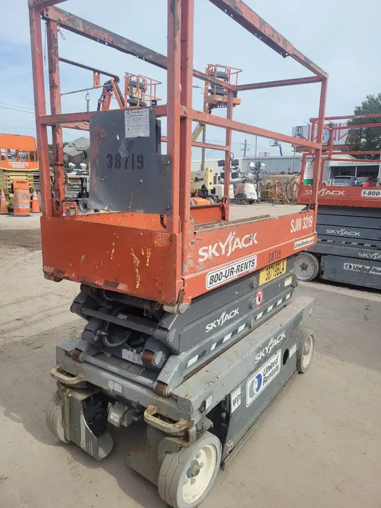 2015 Skyjack SJIII3219 Scissor Lift