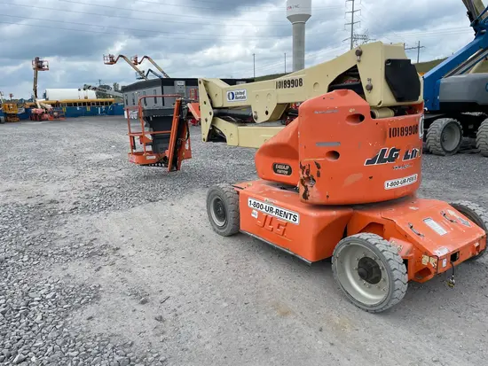 2013 JLG E400AJPN Articulating Boom Lift