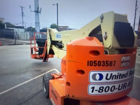 2016 JLG E400AJPN Articulating Boom Lift