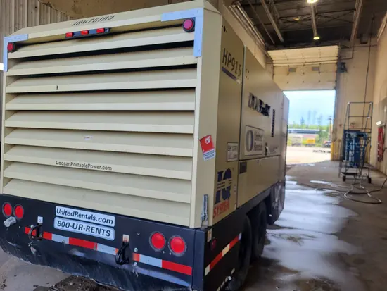 2017 Doosan HP915WCU-IQ-T4F Air Compressor