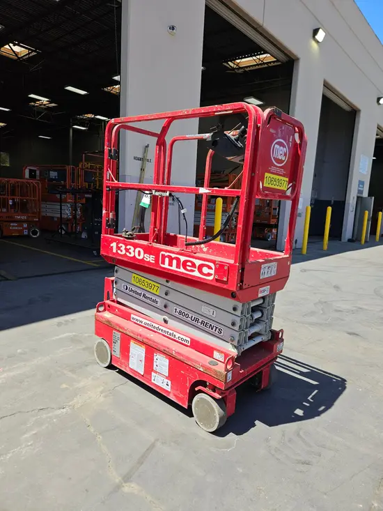 2017 MEC 1330SE Scissor Lift
