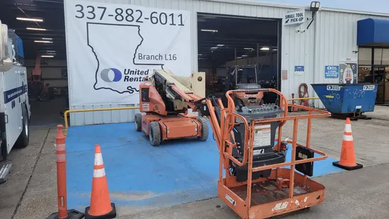 2015 JLG E400AJPN Articulating Boom Lift