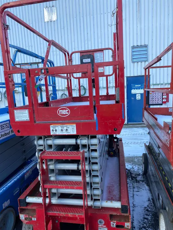 2017 MEC 4046SE Scissor Lift