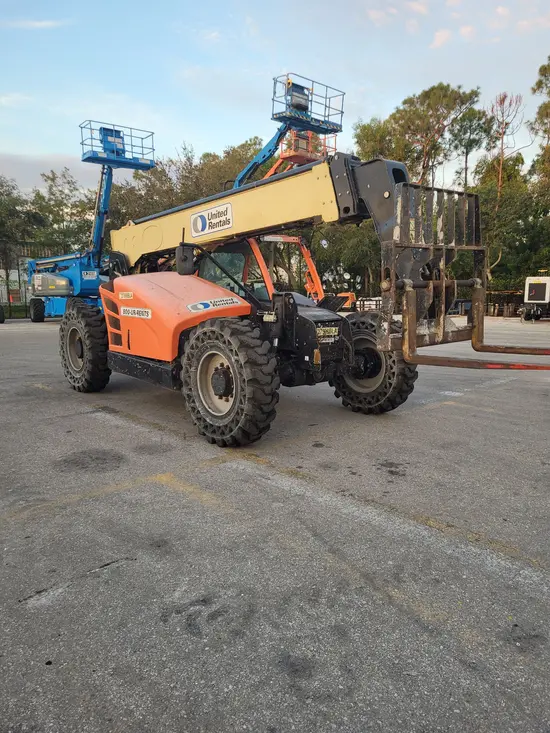 2016 JLG 642 Forklift