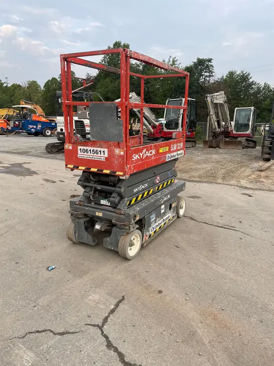 2017 Skyjack SJIII3219 Scissor Lift