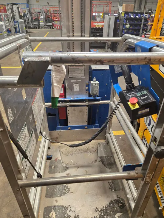 2019 Genie GR-20 Self-Propelled One-Person Lift
