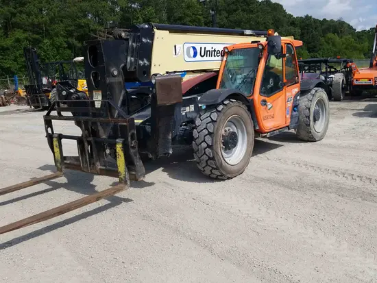 2017 JLG 1055 Forklift