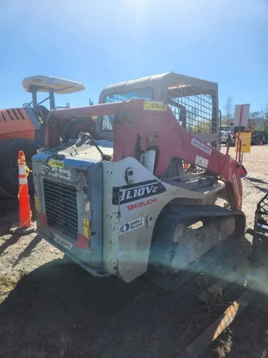 2018 Takeuchi TL10V2-R Track Loader