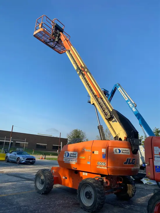 2017 JLG 600S Boom Lift