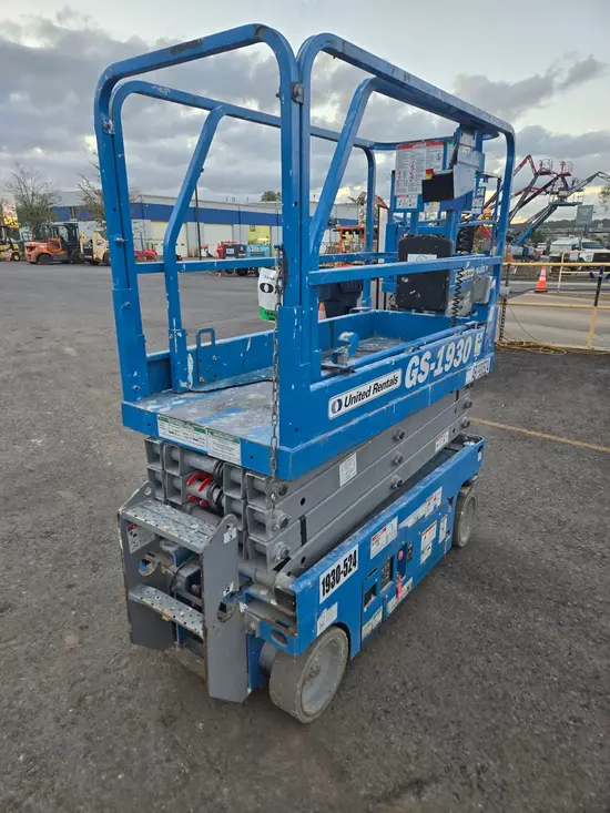 2016 Genie GS-1930 Scissor Lift