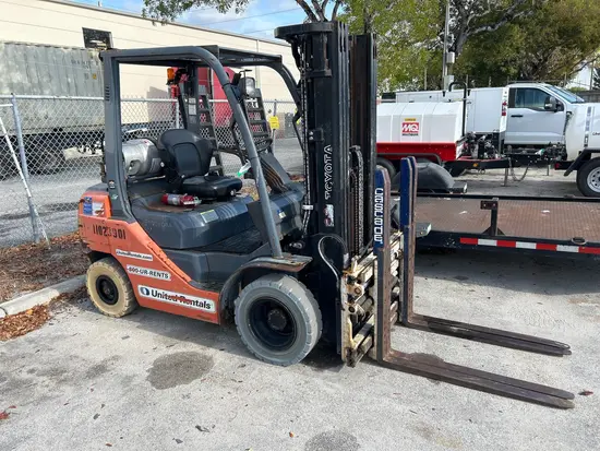 2019 Toyota 8FGU25 Warehouse Forklift