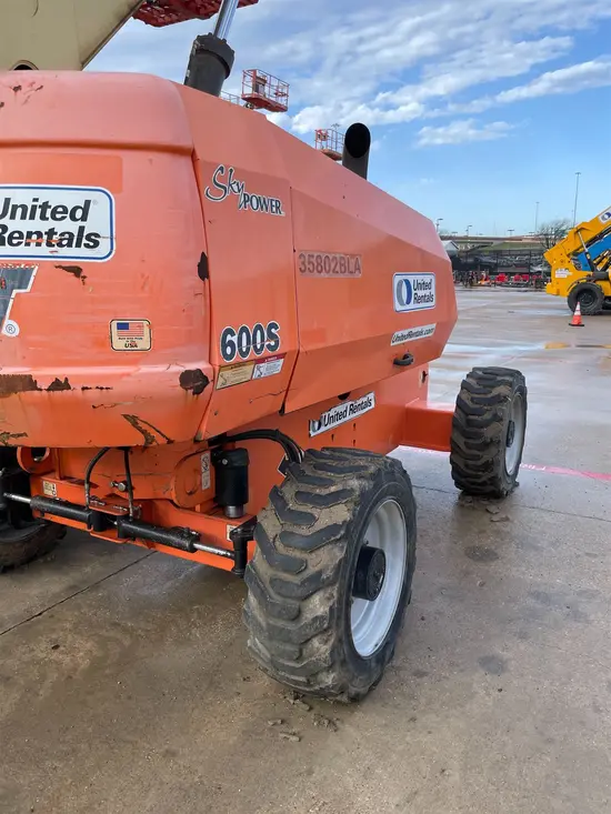 2016 JLG 600S Boom Lift