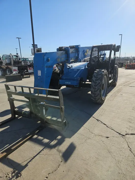 2015 Genie GTH-636 Forklift