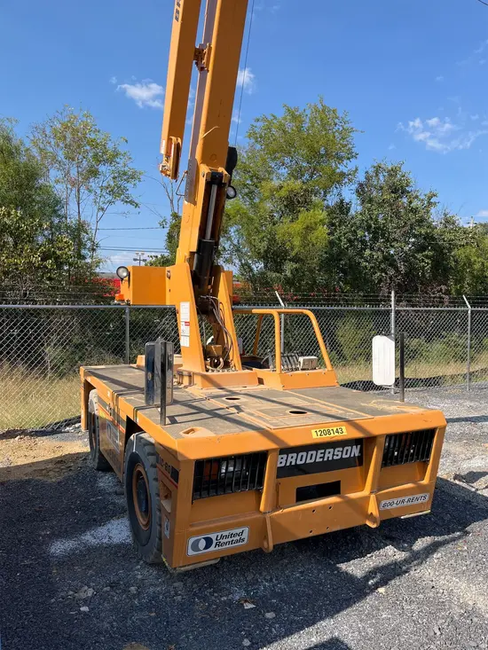 2011 Broderson IC-80-3G