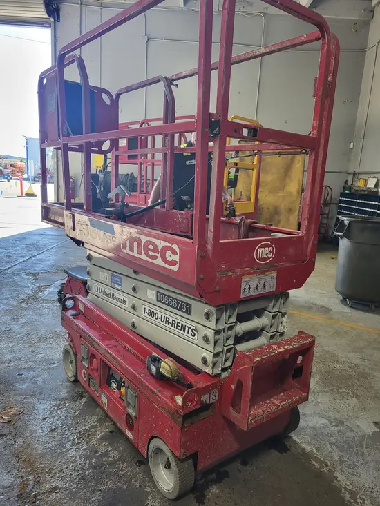 2017 MEC 1330SE Scissor Lift