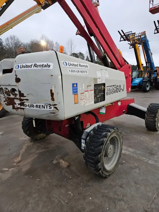 2016 MEC 60JD Articulating Boom Lift