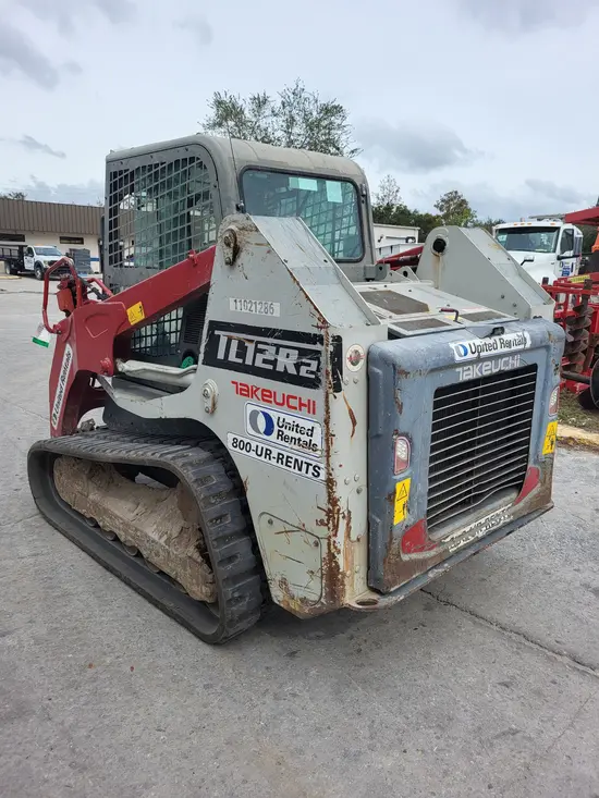 2019 Takeuchi TL12R2-CR Track Loader