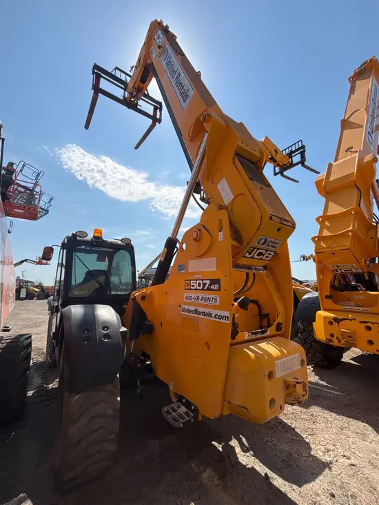 2018 JCB 507-42 Forklift