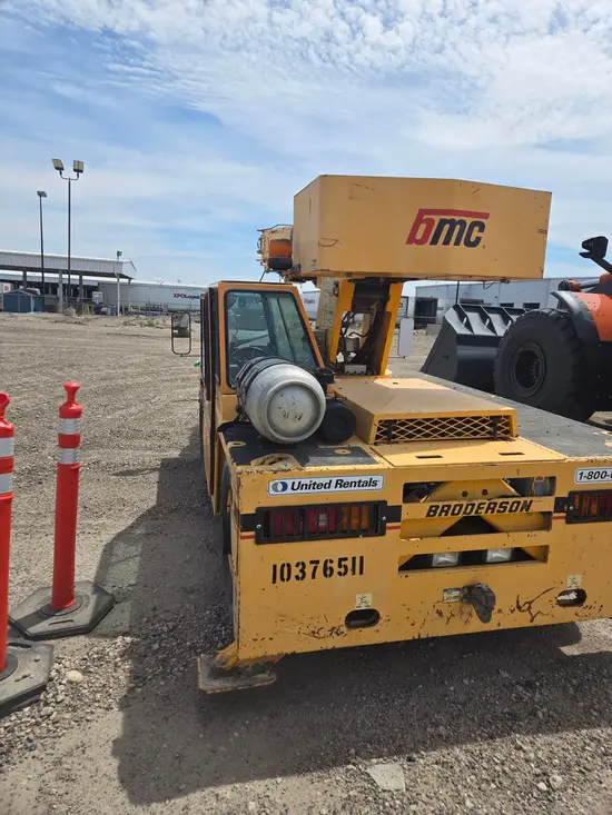 2015 Broderson IC-80-3J