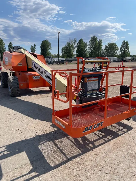 2017 JLG 600S Boom Lift