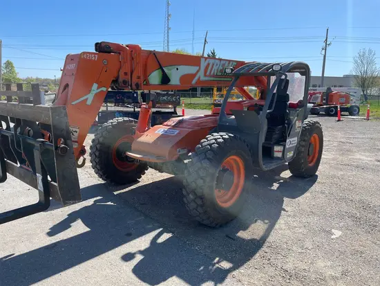 2014 XTREME XR842 Forklift