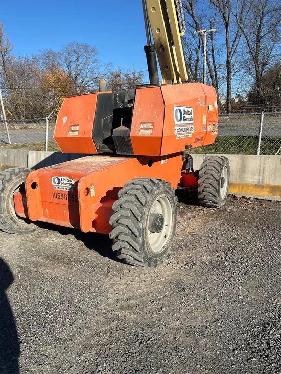 2017 JLG 600S Boom Lift