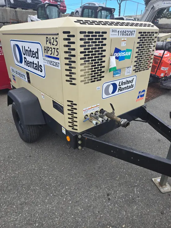 2020 Doosan P425/HP375EXT4I Air Compressor