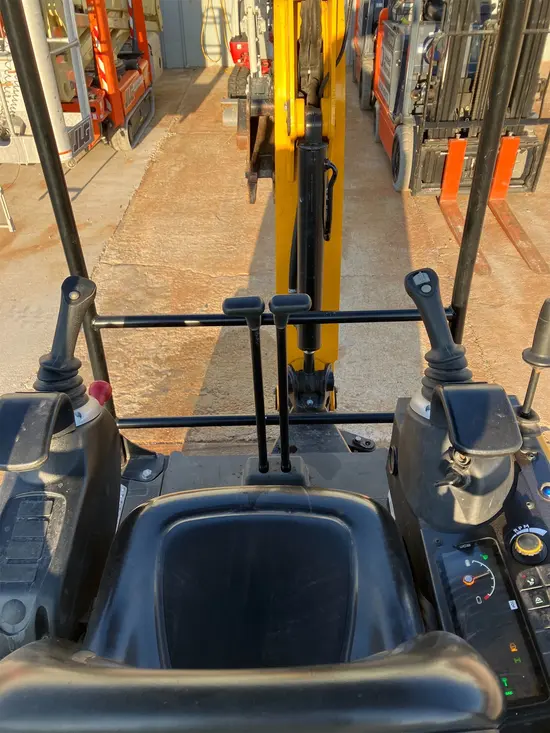 2022 JCB 19C-1E Mini Excavator