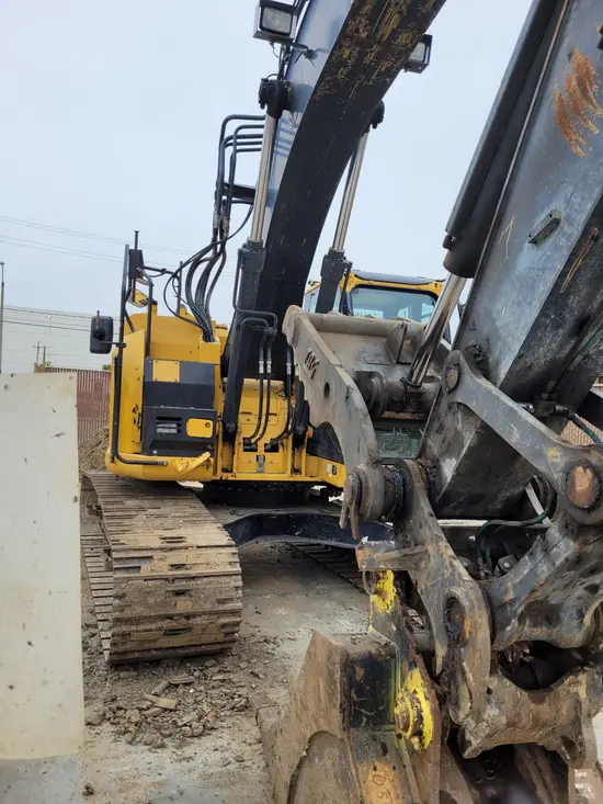 2019 John Deere 245G LC Excavator