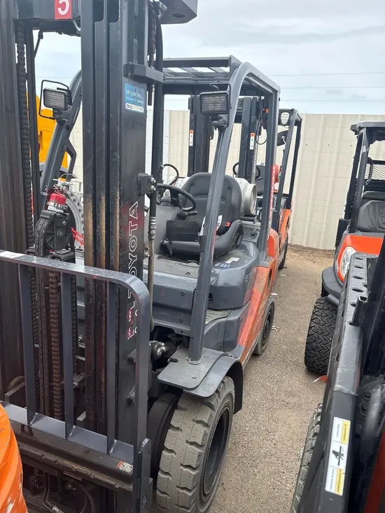 2018 Toyota 8FGU25 Warehouse Forklift