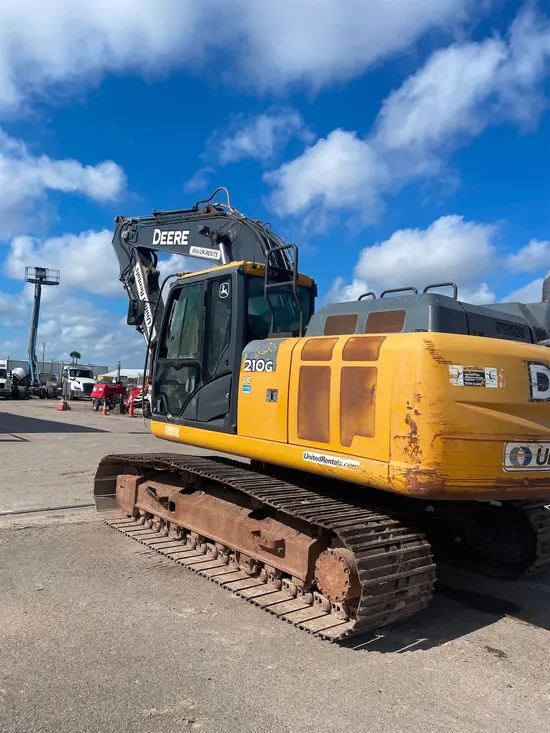 2019 John Deere 210G LC Excavator