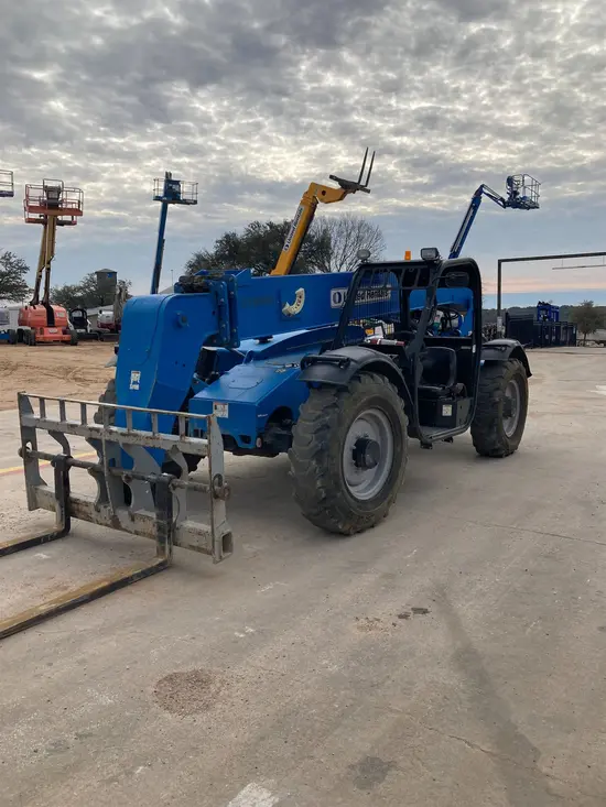 2015 Genie GTH-844 Forklift
