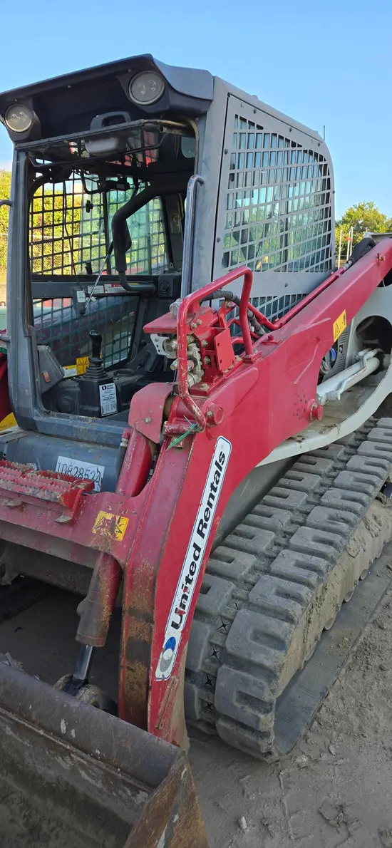 2018 Takeuchi TL12R2-CR Track Loader