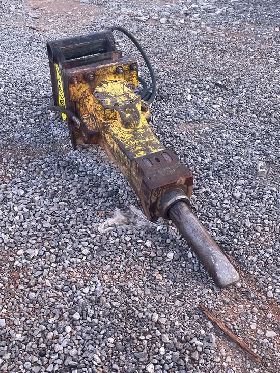 2016 Atlas Copco SB 452 Attachment