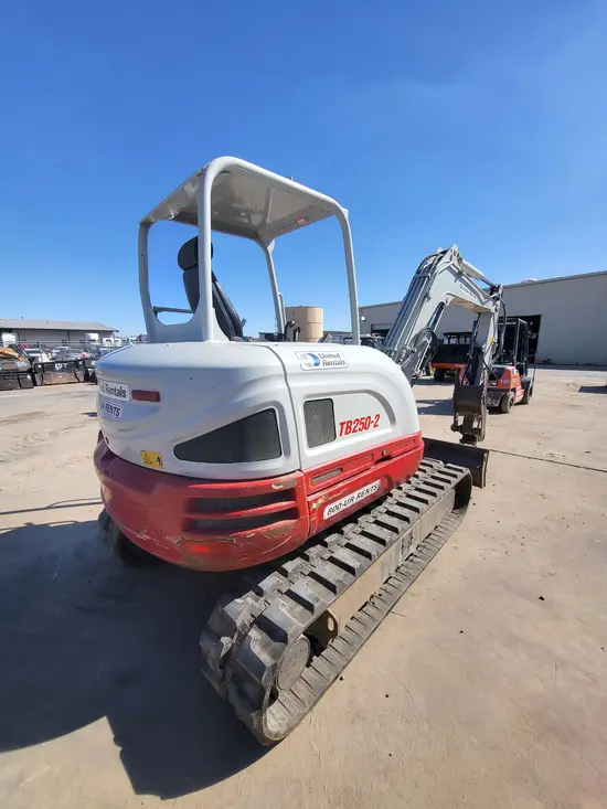 2019 Takeuchi TB250-2 Mini Excavator